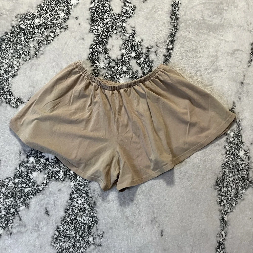Free People Movement Hot Flow Shorts‎ Womens Sz Small Relaxed Slouchy fit Taupe